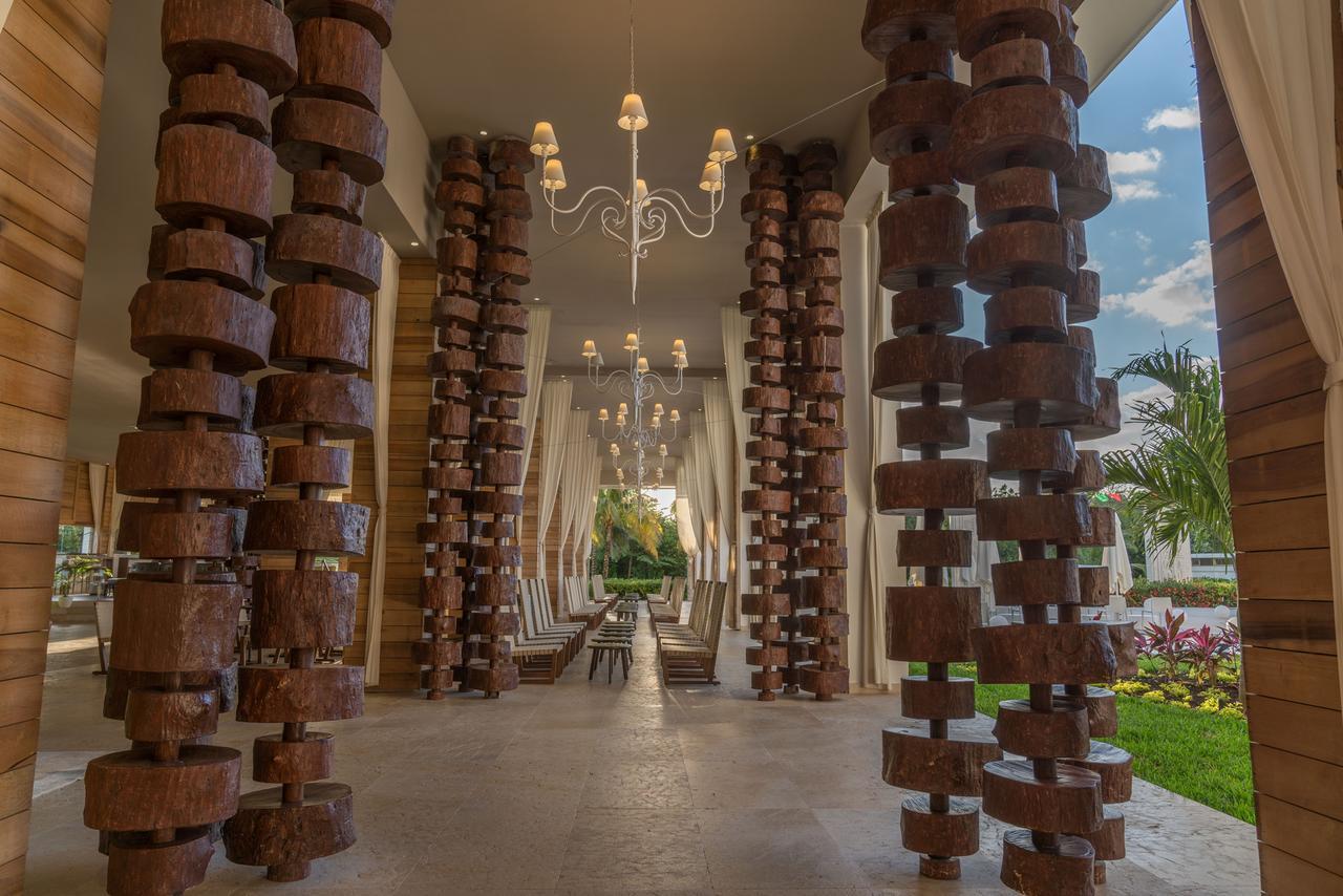 Platinum Yucatan Princess Adults Only Playa del Carmen Exterior foto The resort's lobby