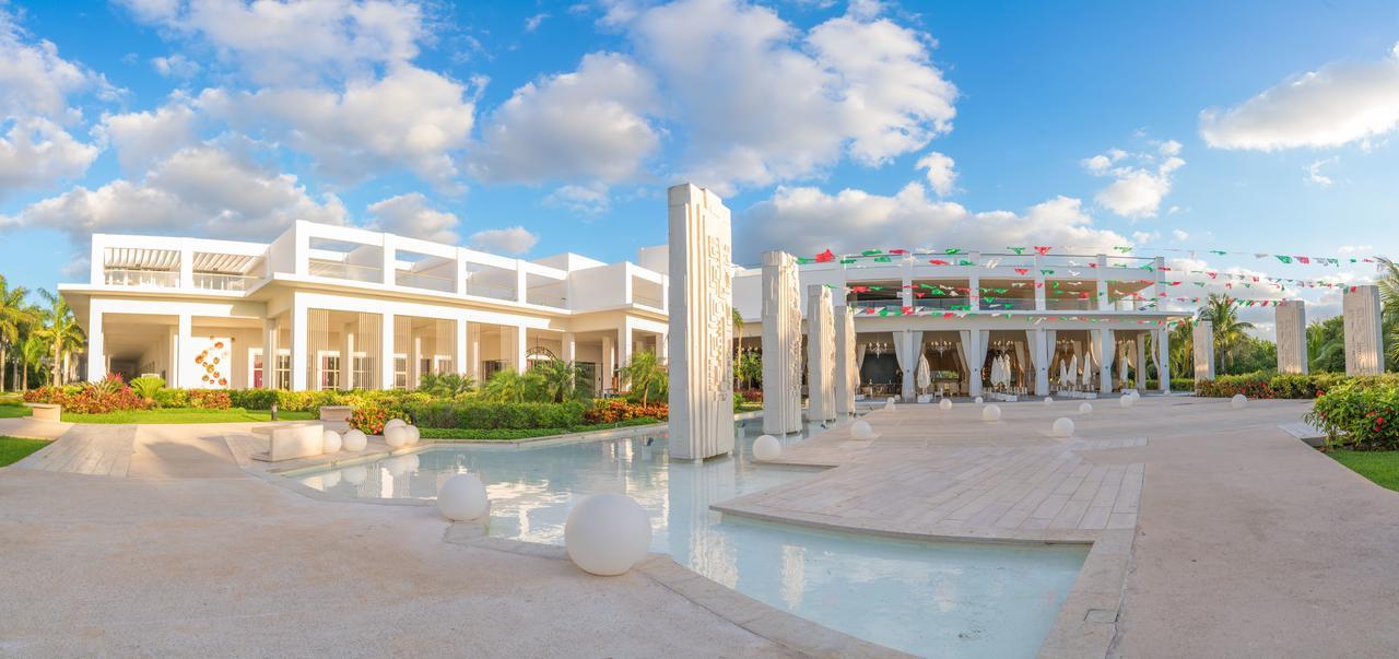 Platinum Yucatan Princess Adults Only Playa del Carmen Exterior foto The resort's lobby